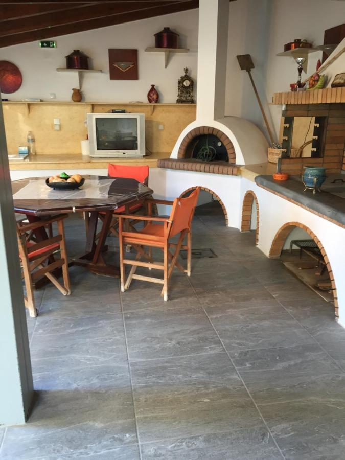 Chaliotis Apartments レフカンディ・ハルキス エクステリア 写真